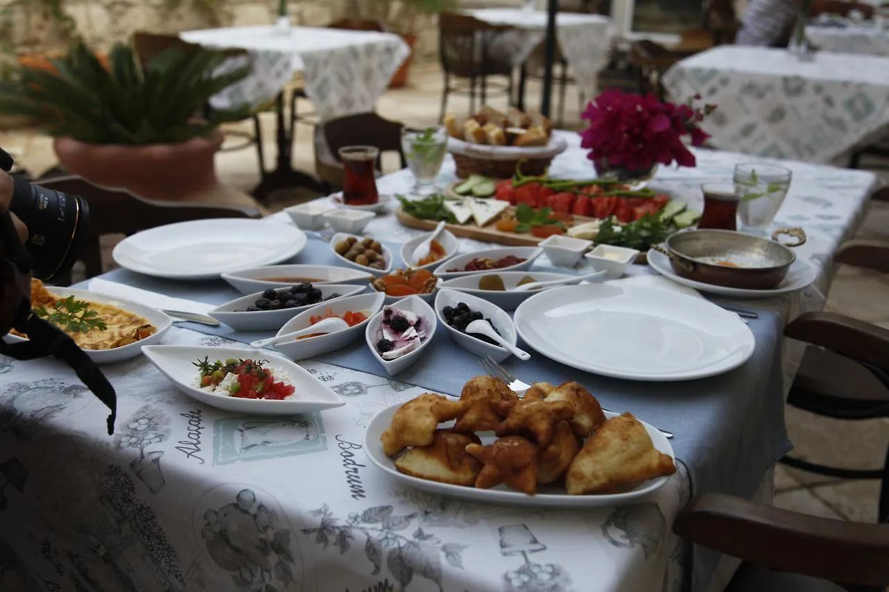 Hotel Alya Ruzgari Otel Alaçatı